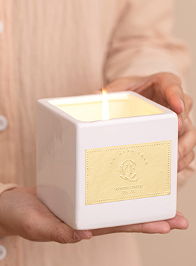 香薰蜡烛大豆蜡无烟卧室摆件小众高级感持久留香生日创意礼物家居