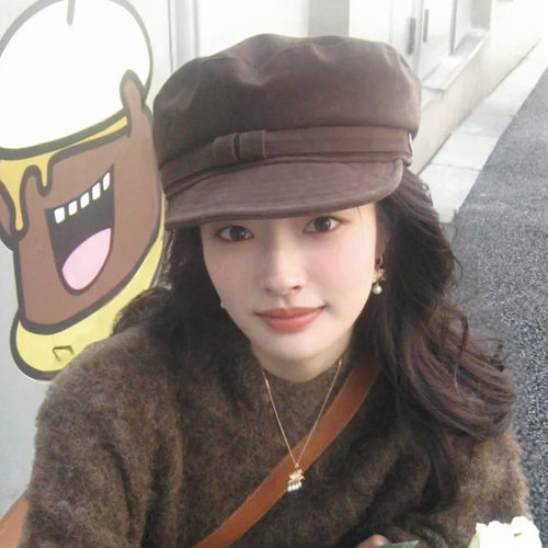 美拉德棕色麂皮绒平顶贝雷帽女