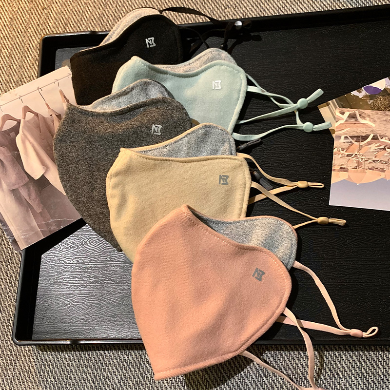 宝茵菲保暖口罩双面戴显脸小加厚