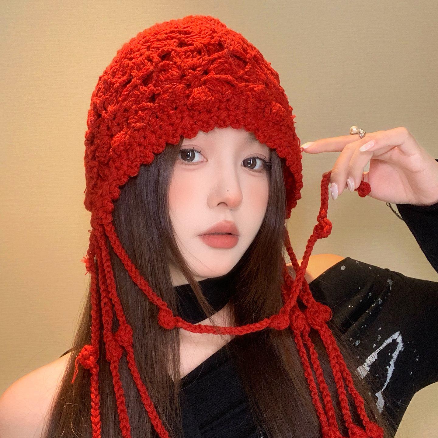 红色流苏手工钩花针织包头帽女