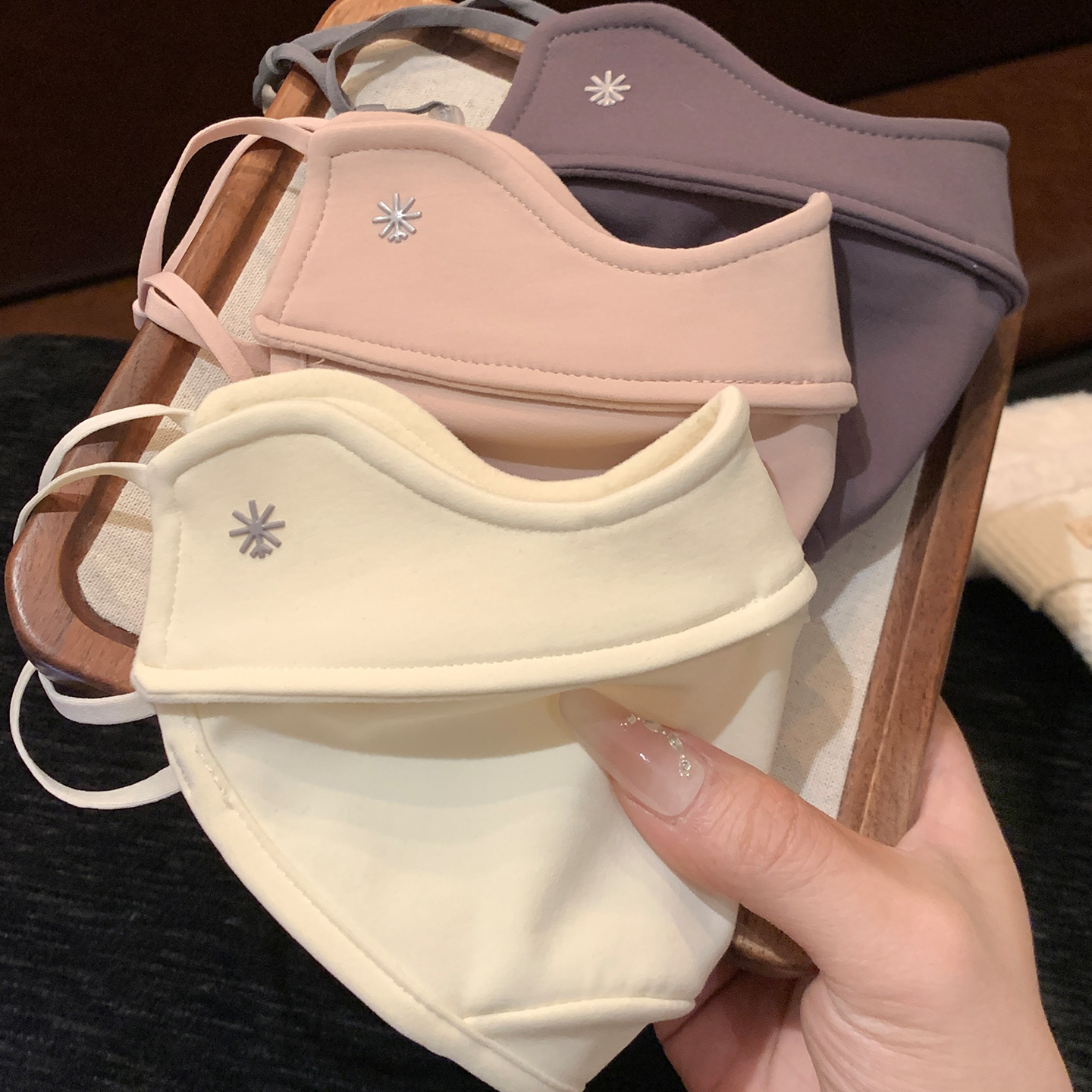 高颜值防寒立体口罩女冬季护眼角