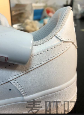 瑕疵鞋内衬白色内里蓝色AF1空军内里发黄氧化色污垢上色补色颜料