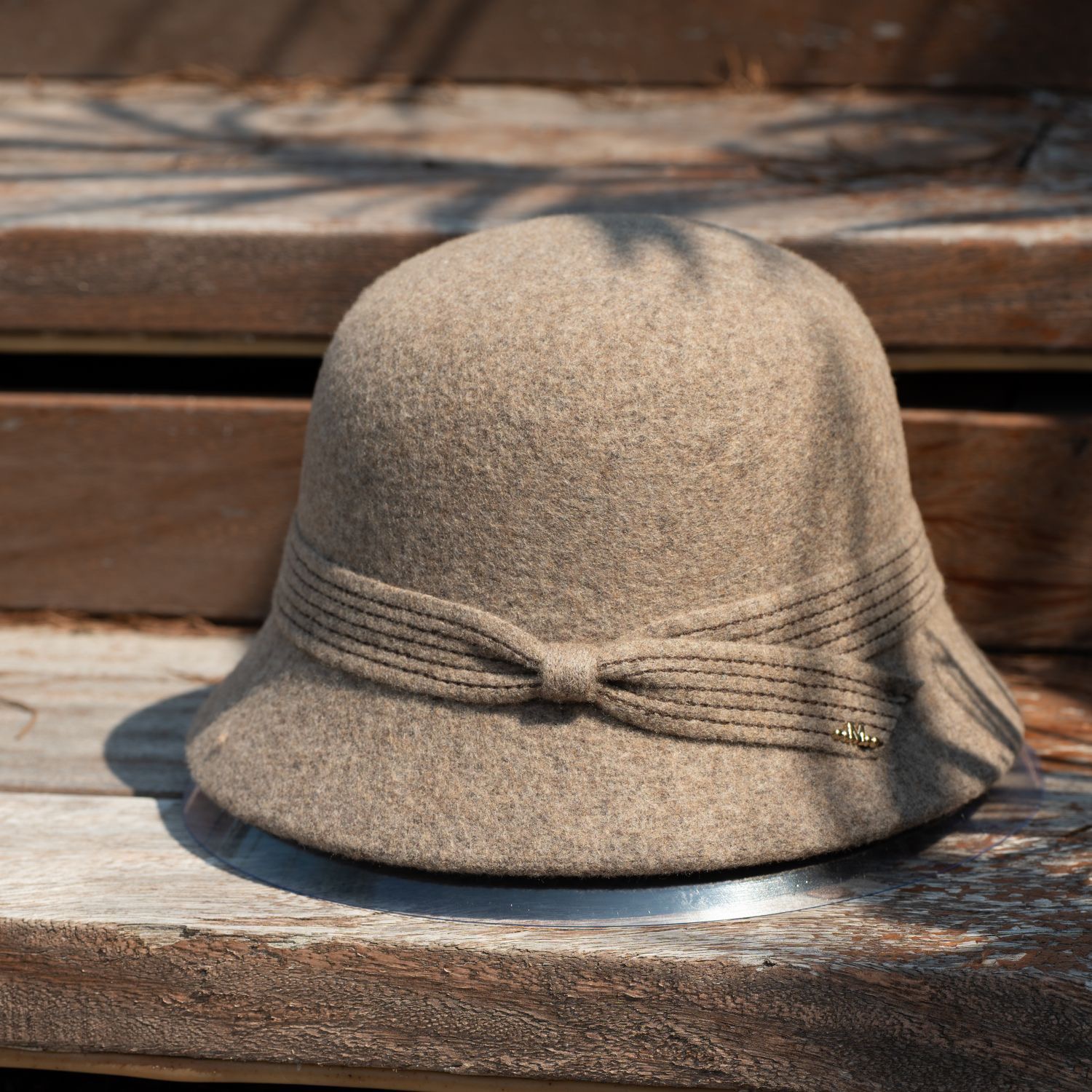 羊毛帽子女冬季毛呢渔夫帽妈妈时尚洋气礼帽中老年人奶奶保暖盆帽