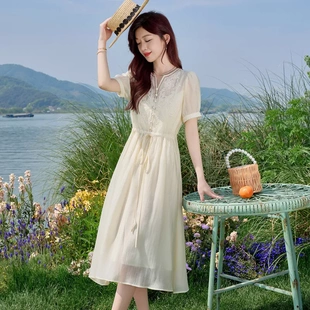 天丝时尚V领短袖连衣裙女2025夏季新款优雅气质显瘦中长裙SY2656