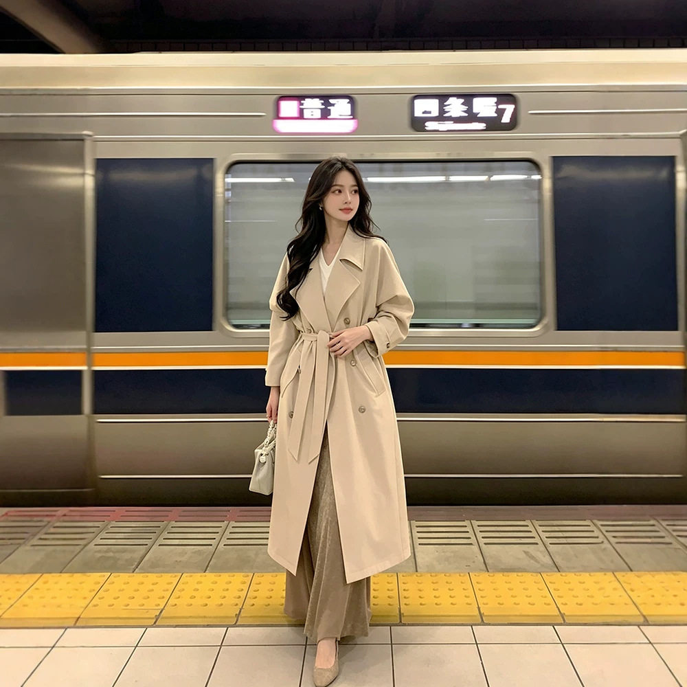 巨好看双排扣短款翻领风衣外套女2026秋季款穿搭新款收腰绑带大衣