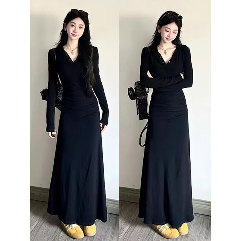 早初秋穿搭配一整套高级感黑色卫衣连衣裙子女秋装2026年新款长裙