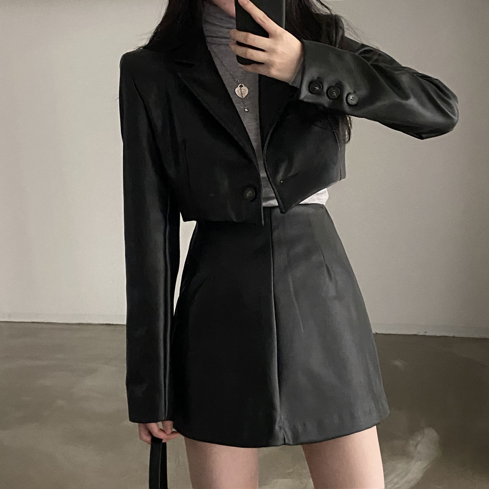 INS 秋冬小众机车盐系轻熟皮衣两件套装女