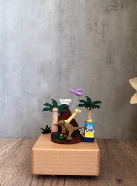 时光穿梭机A梦八音盒侏罗纪恐龙工艺品摆件木质音乐盒礼品木艺