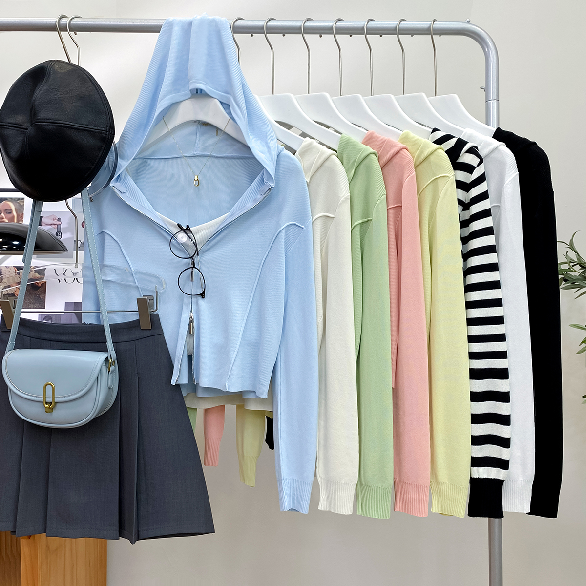 短款双拉链连帽针织小外套开衫女