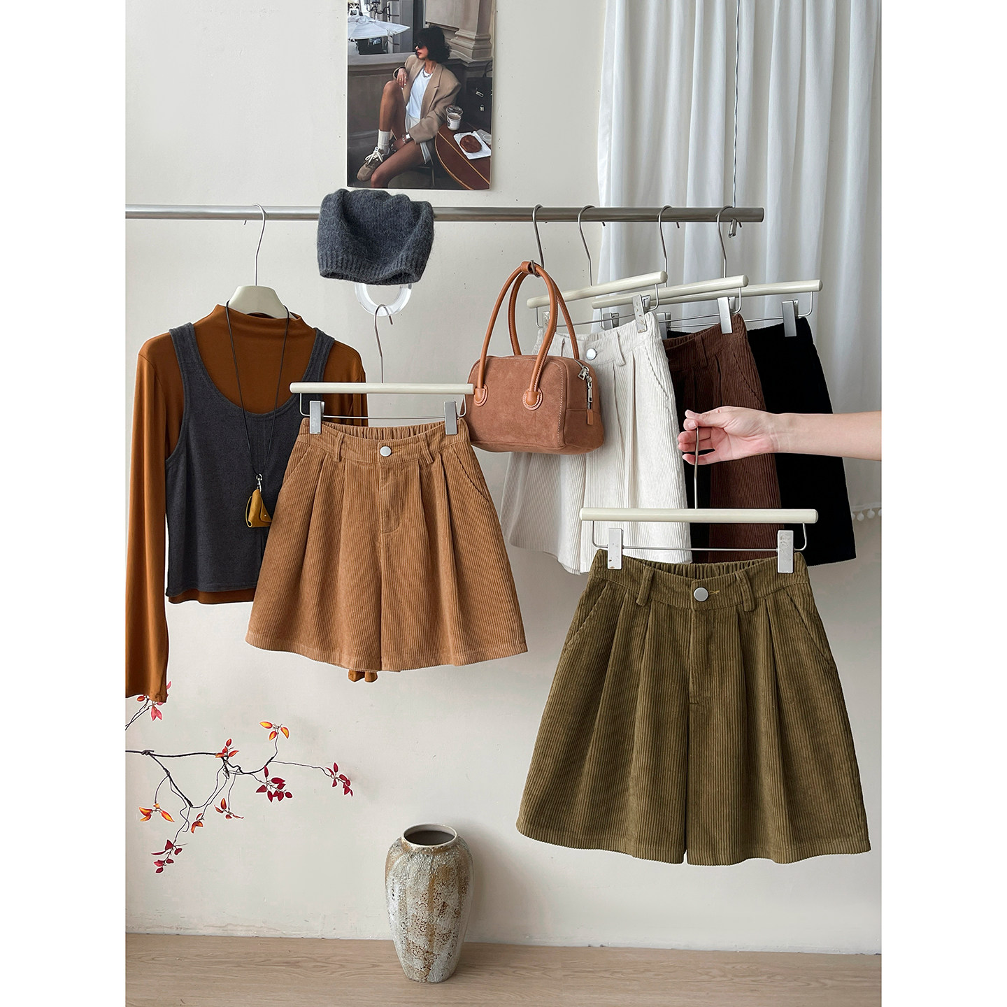 日韩系复古灯芯条绒阔腿五分短裤