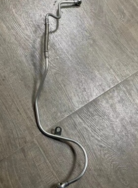 陆风X8汽油2.0T三菱4G63S4T发动机涡轮增压器进油管铁油管 原厂