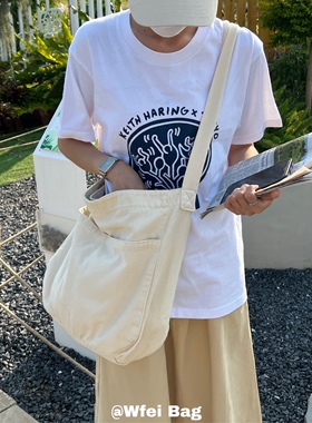 Wfei大容量斜挎包慵懒风简约帆布包大学生上课包男女纯色工装包