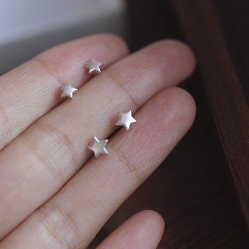 纯银999足银养耳洞可爱星星耳钉