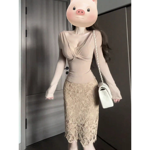 拼接蕾丝假两件吊带长袖T恤女秋季纯欲套装鱼尾包臀半身裙两件套