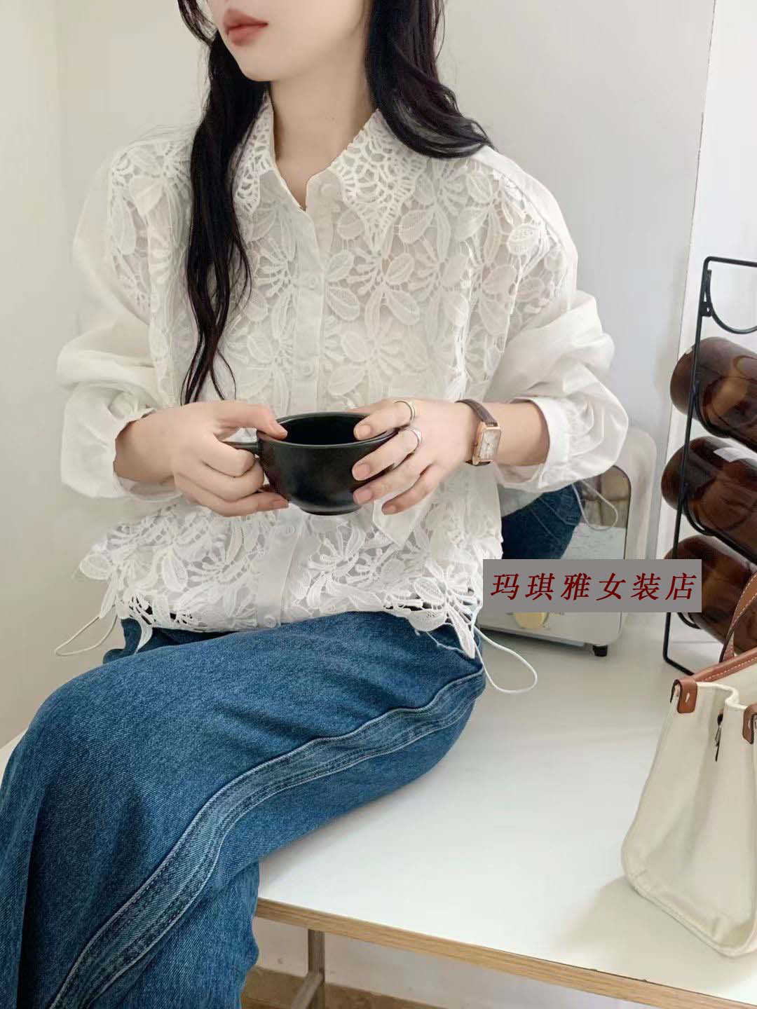 法式秋冬下摆抽绳时尚小众纯色水滴君温淑原创水溶花白衬衫设计感