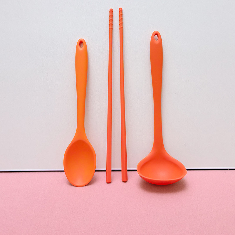 肯趣士多汤勺筷子调羹餐具三件套食品级硅胶耐高温家用餐厅便携