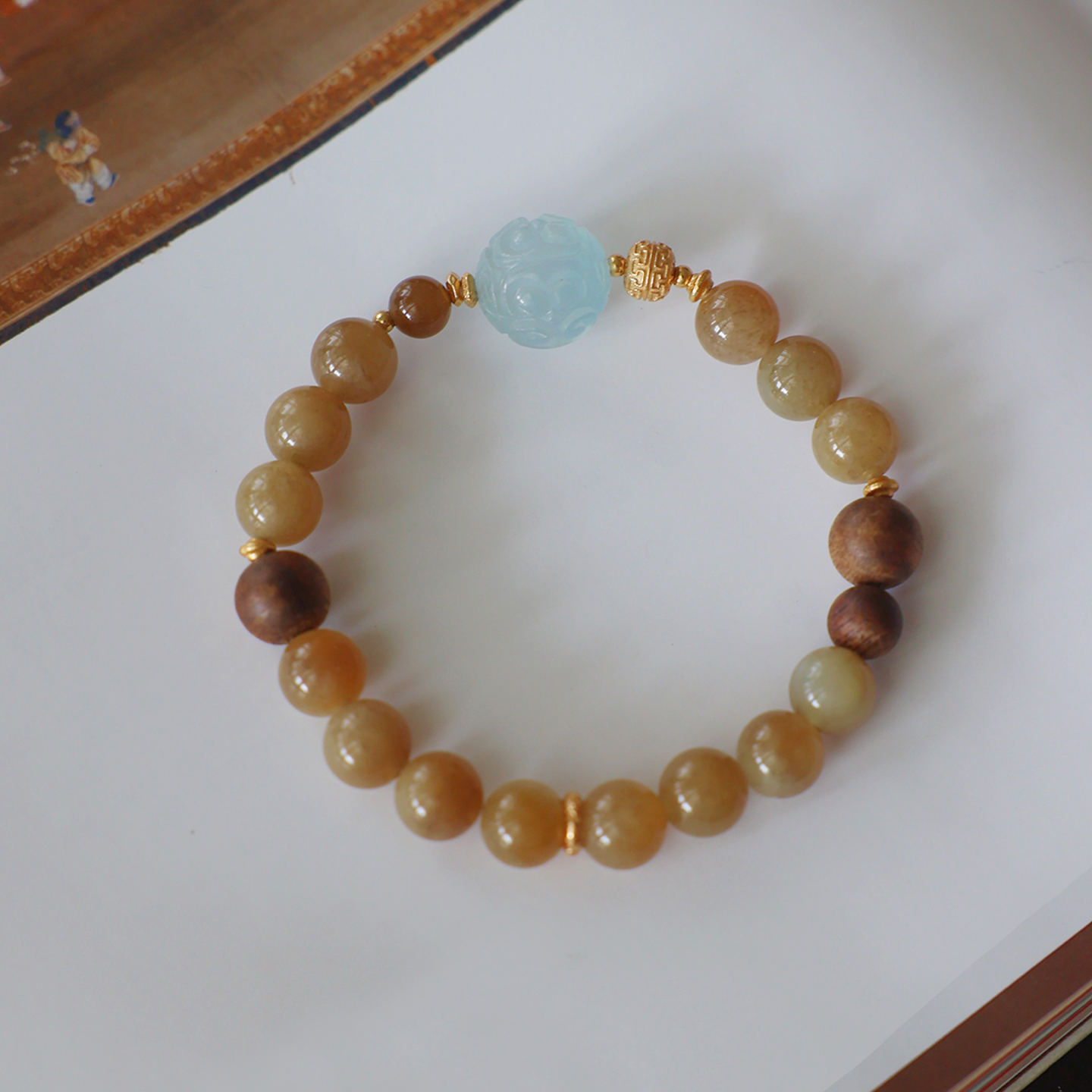 天然和田玉沉香海蓝宝新中式手串