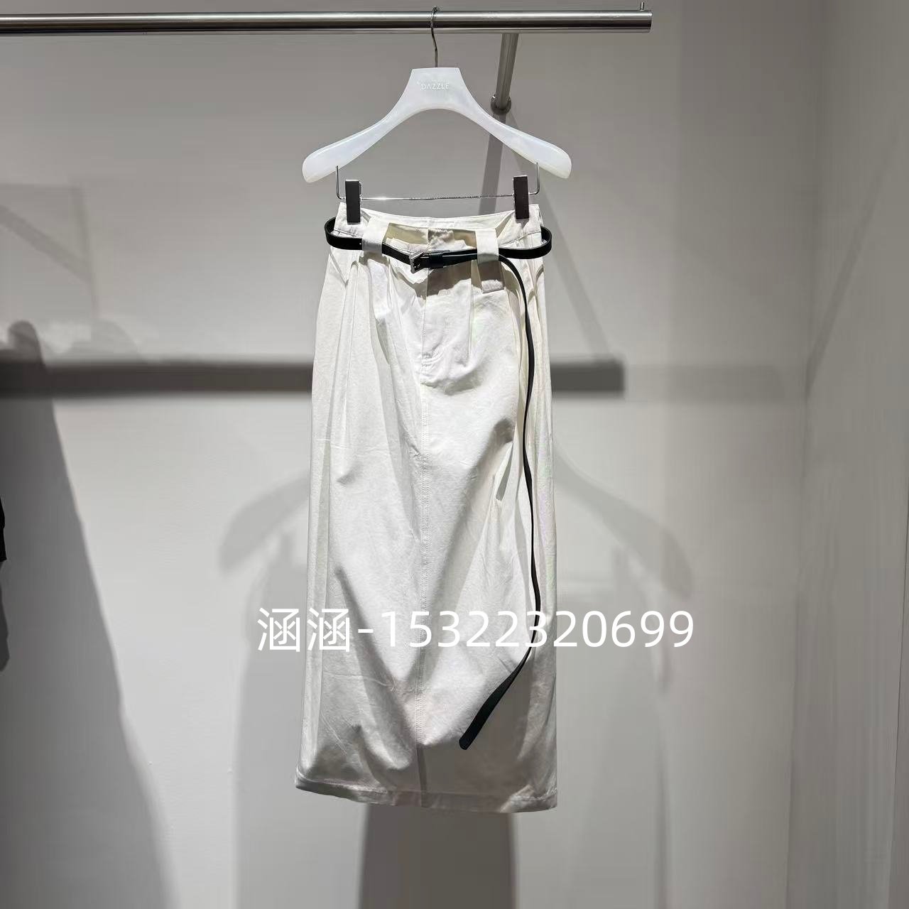 47折D家2025春款专柜正品白色半裙2J1S407-1399,女装/女士精品,毛针织衫,淘宝优惠券,粉丝福利购,淘宝优惠卷