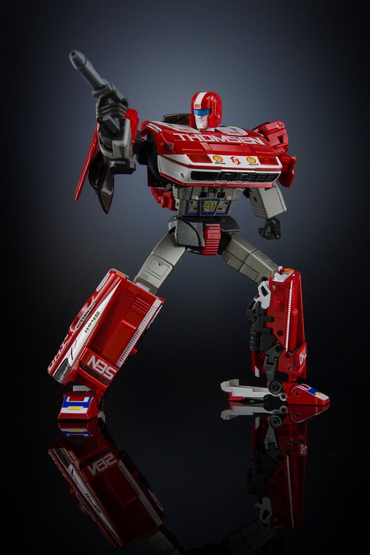 X社MX-23T加速微星配色变形玩具