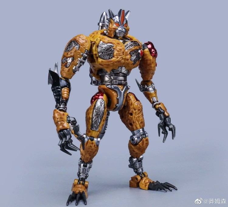 TA第三代黄豹勇士BWM-09变形玩具