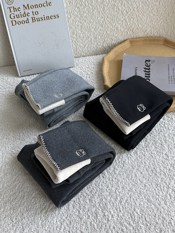 咘米儿新款一体绵羊绒冬季儿童外穿裤曲边纯棉学生加厚打底裤女童