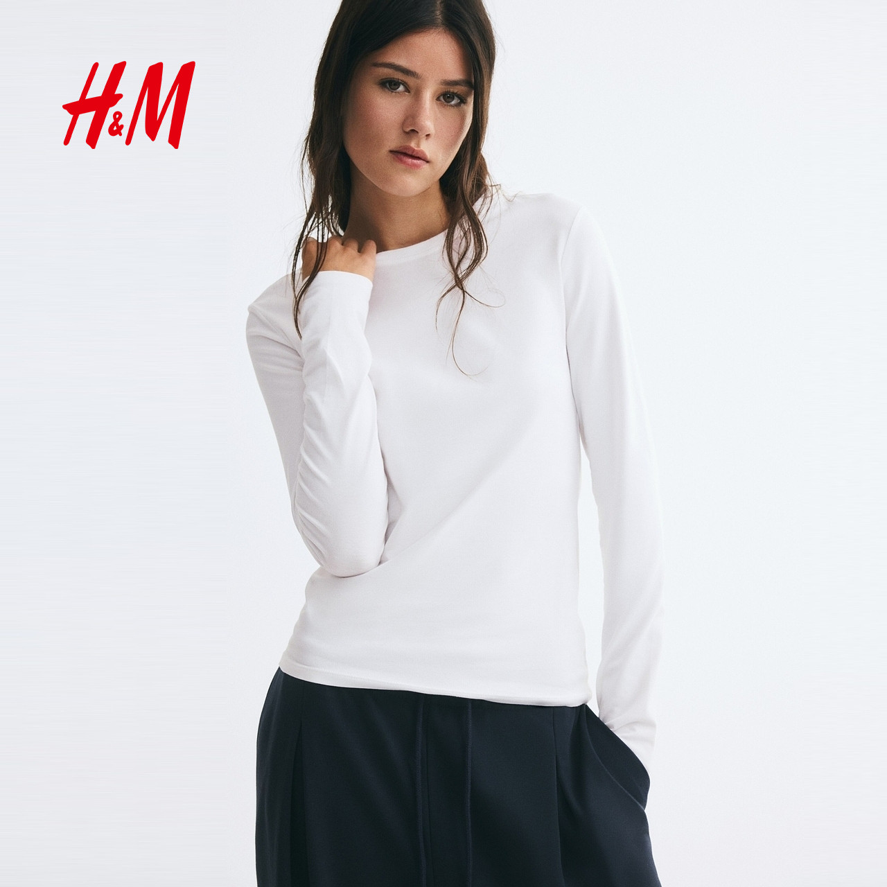 HM女装T恤时尚休闲合身棉质打底长袖圆领汗布中长款上衣1264835
