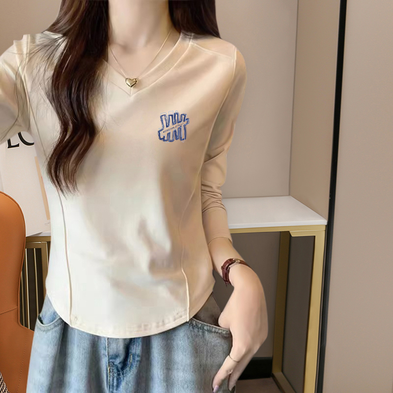 V领纯棉不规则下摆u型白色长袖