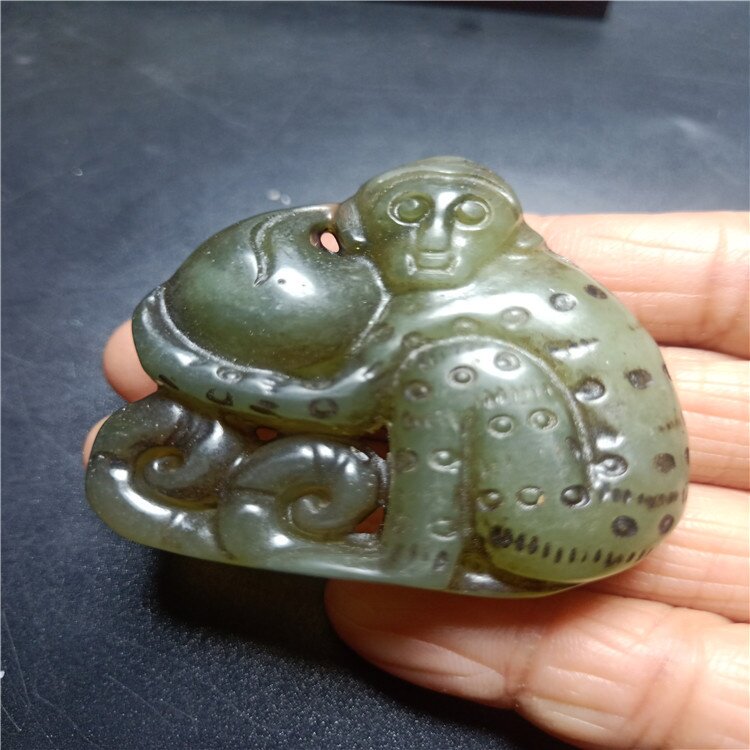 供应高古玉仿古做旧工艺品岫玉猴子祝寿牌子古风腰佩吊坠挂件批发