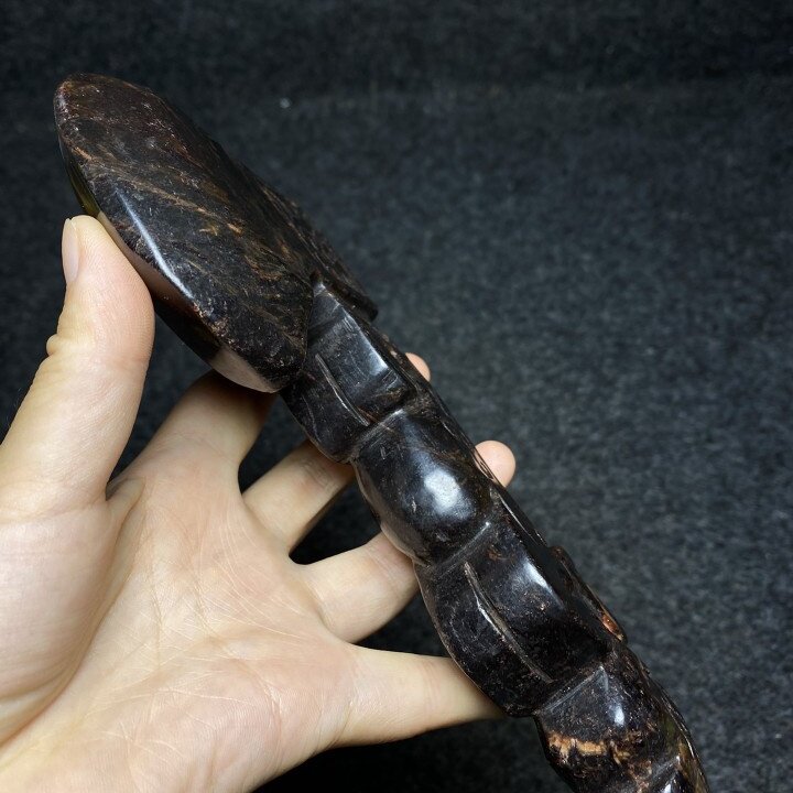 供应文玩杂项仿古做旧工艺品岫玉高古玉斧头摆件手把件