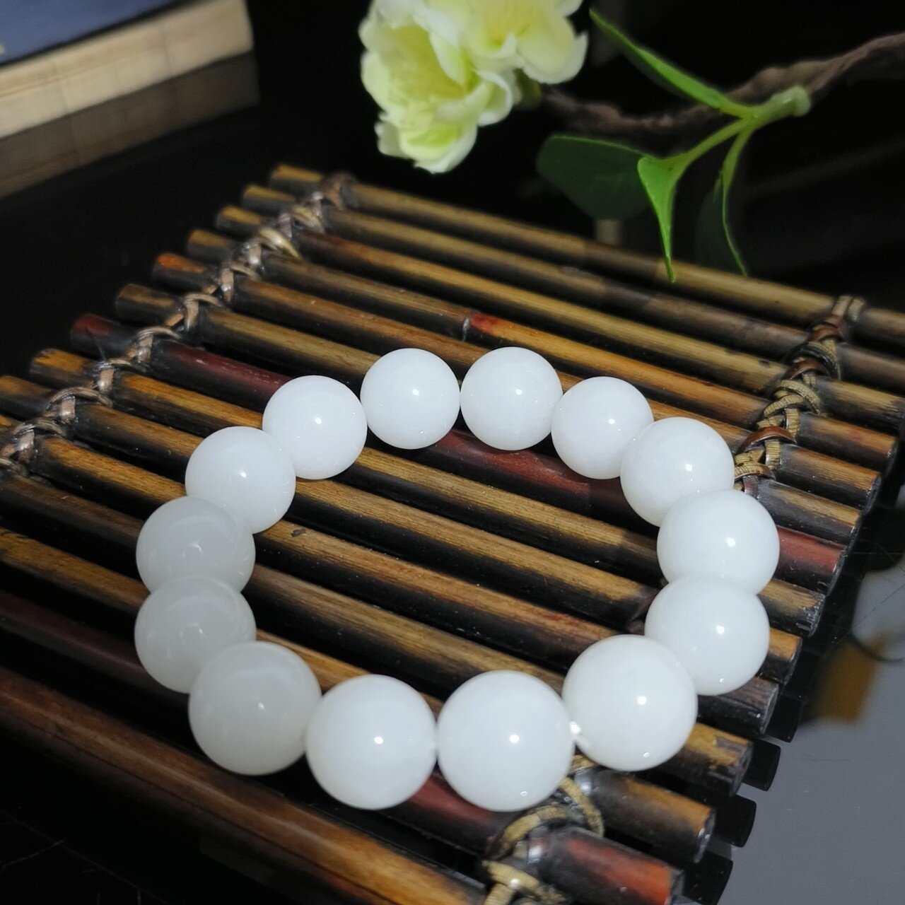 天然金丝玉手链 新疆克拉玛依金丝玉项链 白金丝玉直播支持