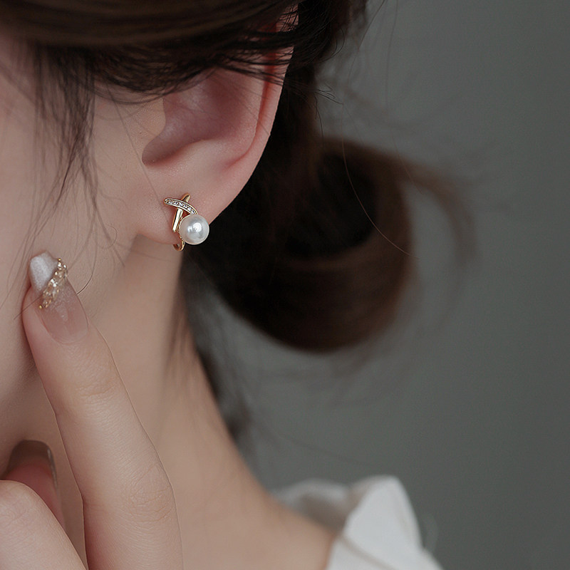 交叉几何珍珠耳夹女耳环新款2025爆款轻奢无耳洞耳饰设计感小众,饰品/流行首饰/时尚饰品新,耳夹,淘宝优惠券,粉丝福利购,淘宝优惠卷