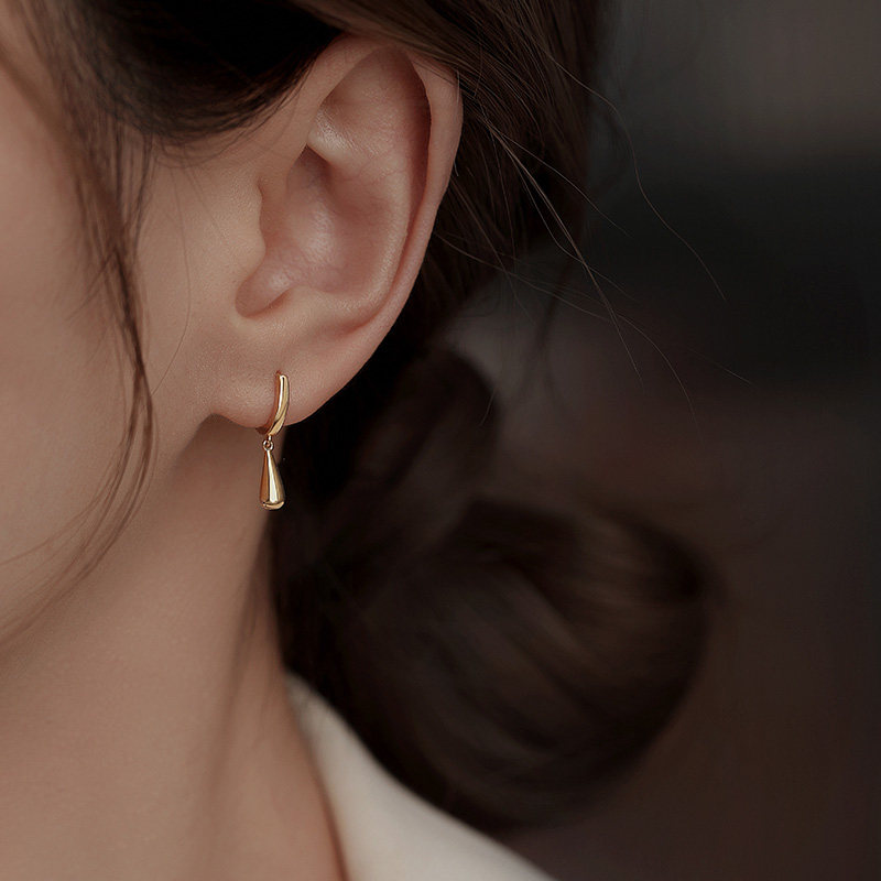 水滴耳坠独特耳环女小众设计感气质2025新款爆款高级简约精致耳饰,饰品/流行首饰/时尚饰品新,耳环,淘宝优惠券,粉丝福利购,淘宝优惠卷