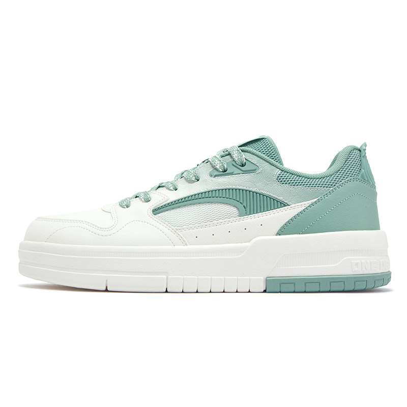 361男鞋运动鞋2026秋冬新款厚底防滑鞋子休闲鞋百搭板鞋小白鞋男