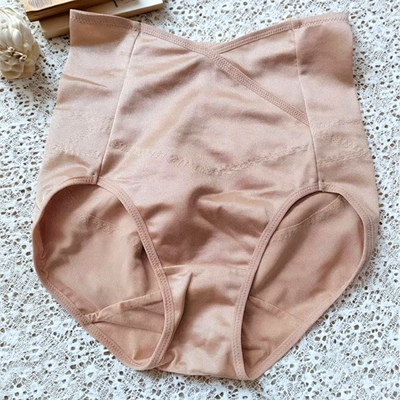 日本提臀盆骨塑身收胯三角内裤