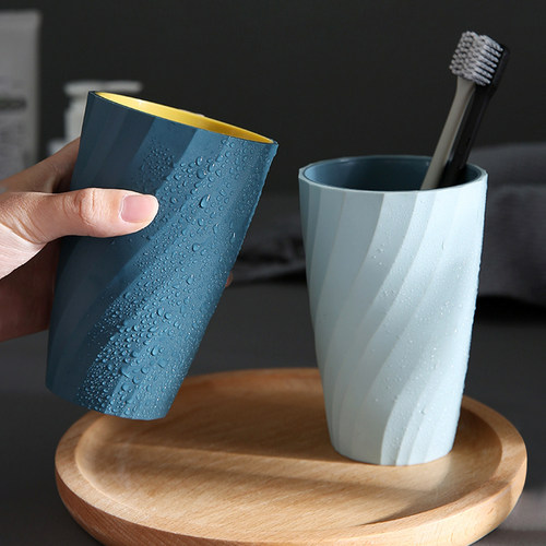 口杯简约牙桶创意可爱牙缸一对