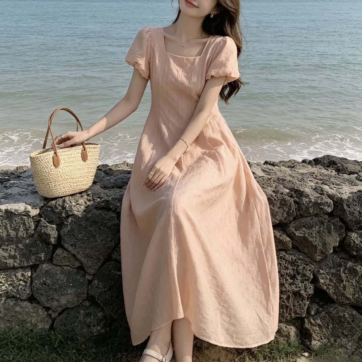 法式温柔风方领泡泡袖收腰a字连衣裙女夏季超好看漂亮掐腰长裙子