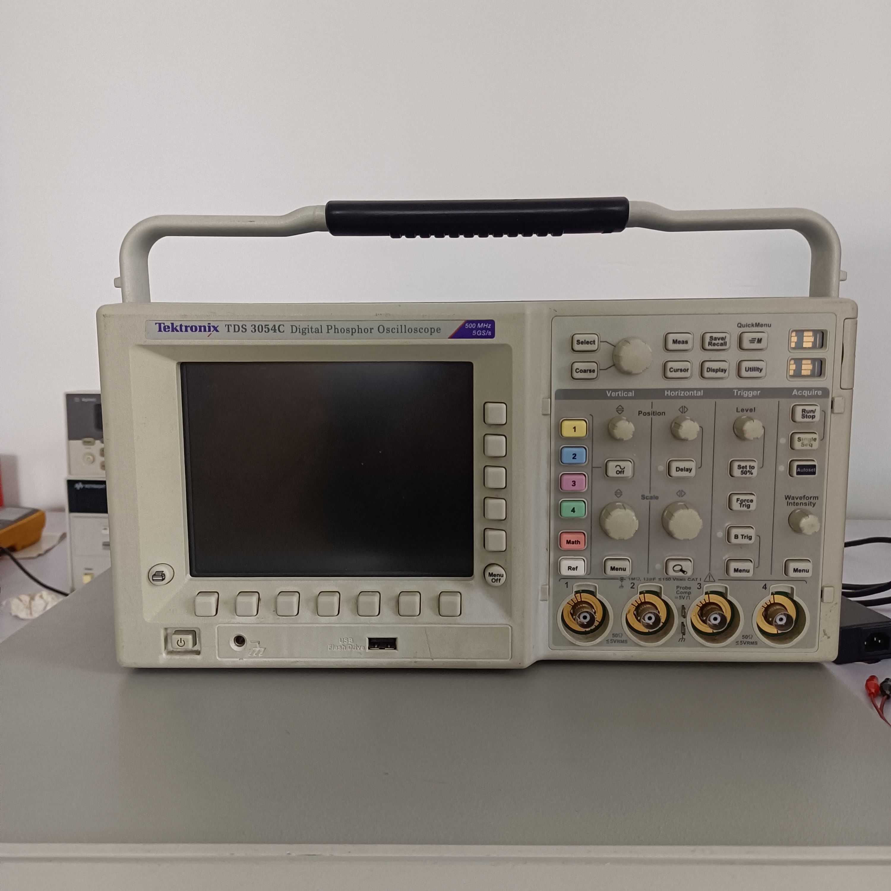 出售Tektronix泰克TDS3014C TDS3034C TDS3054C数字示波器回收购