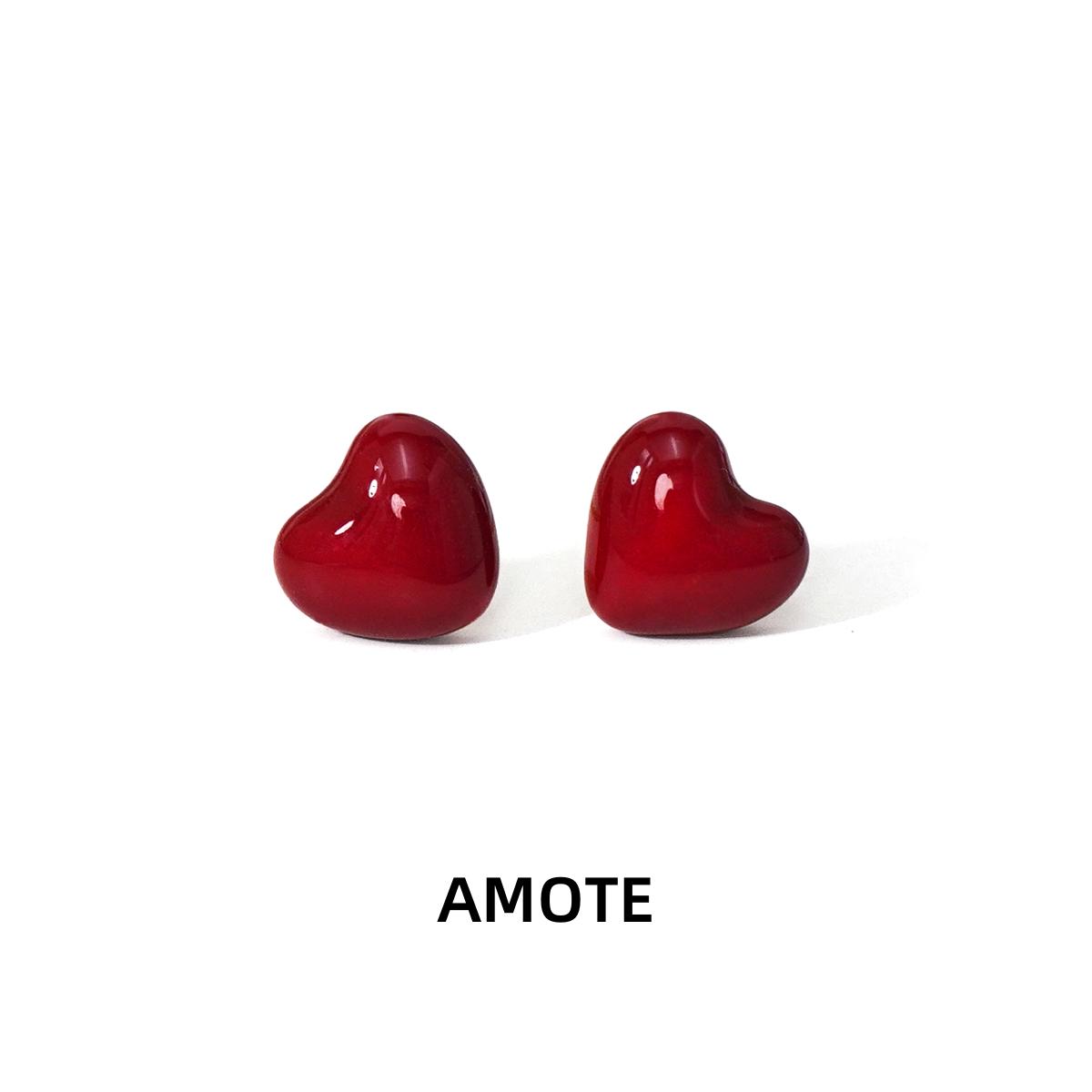 AMOTE《酒红心珐》甜心安可拉红爱心S925银耳钉精致小巧日常耳饰