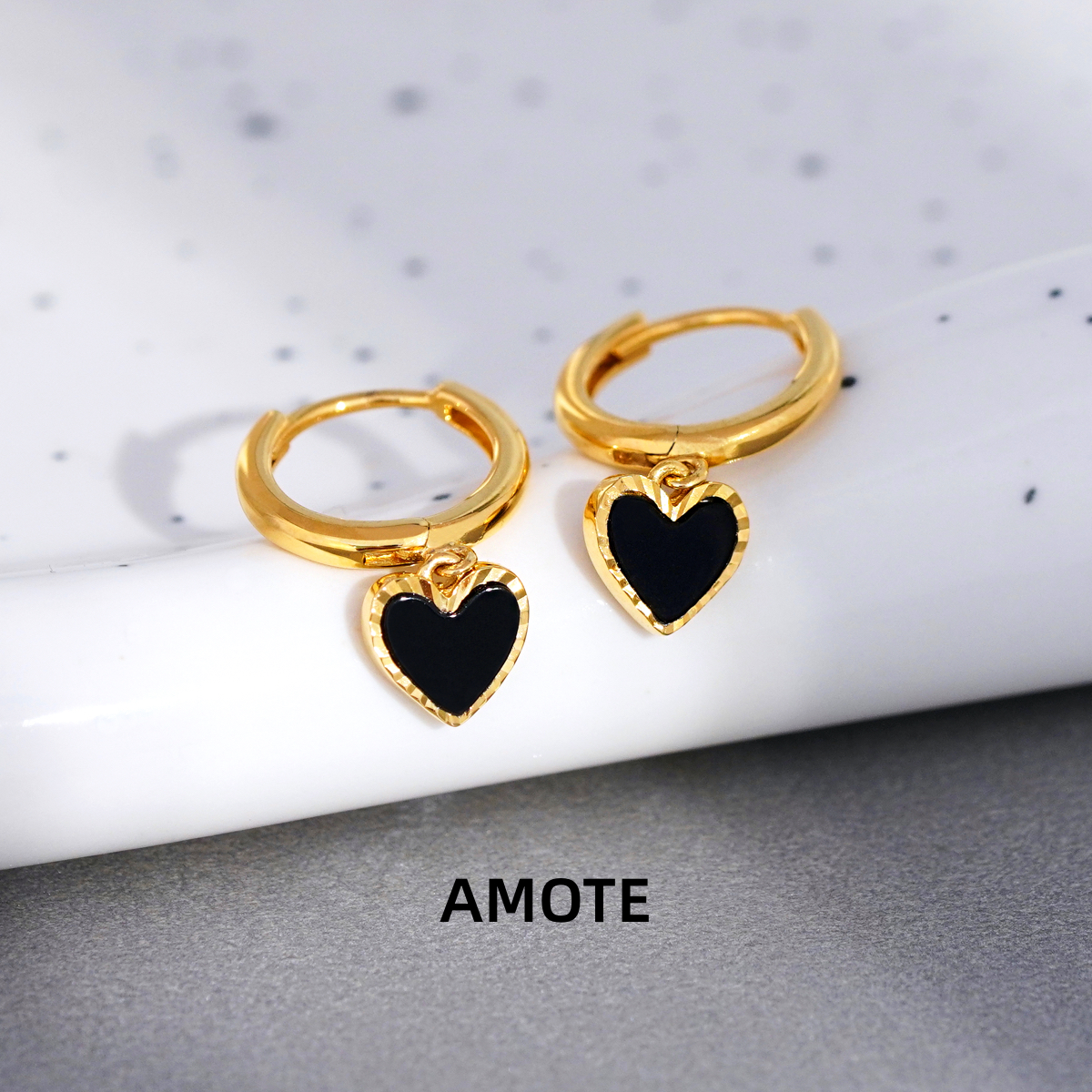 AMOTE 复古黑金色爱心S925银耳圈小众设计高级感耳扣黑玛瑙耳环