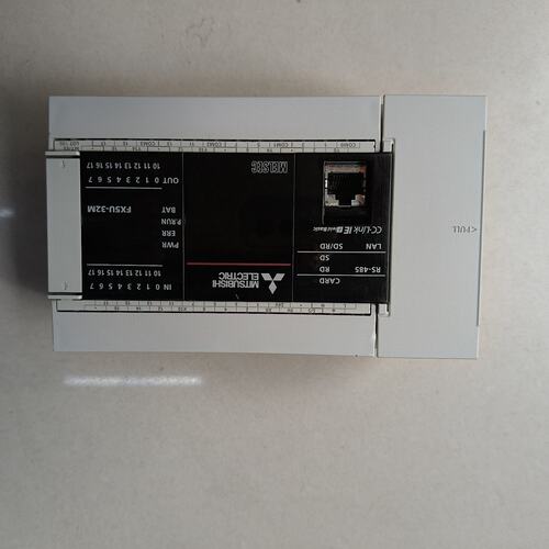 议价FX5U-32MT/ES，成色漂亮，9成新，包好，现货秒发