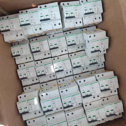 议价施耐德IC65N 2PC16漏电数量后41个。A类漏电一共