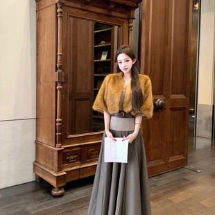 针织背心褶皱大摆裙宽边皮带套装 提莫少女棕色短款 皮草外套女冬季