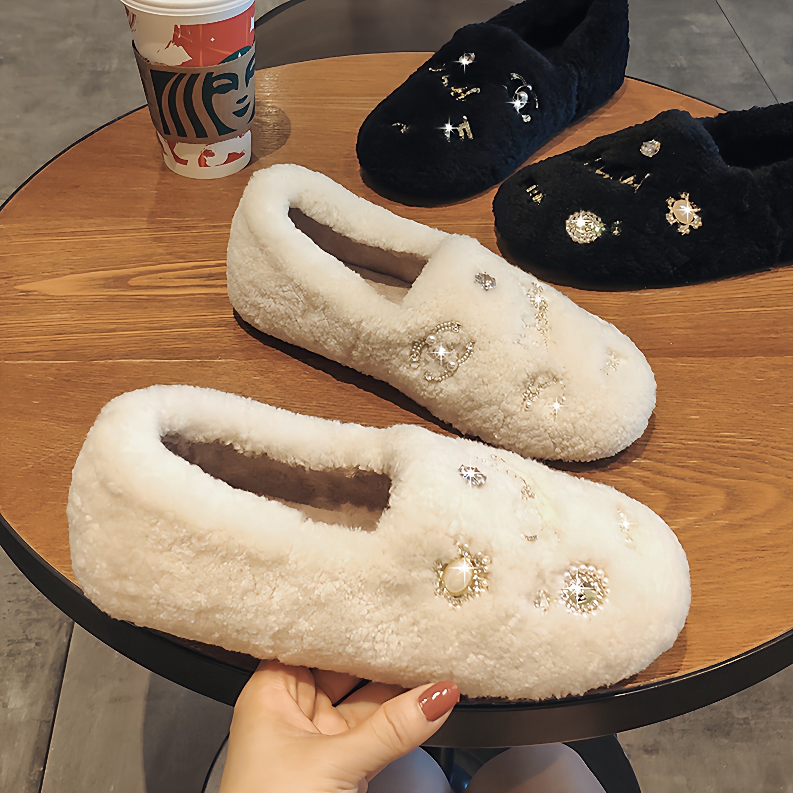 白色羊羔毛豆豆鞋女冬外穿水钻平底加绒毛毛鞋软底皮毛一体棉瓢鞋,女鞋,浅口单鞋,淘宝优惠券,粉丝福利购,淘宝优惠卷