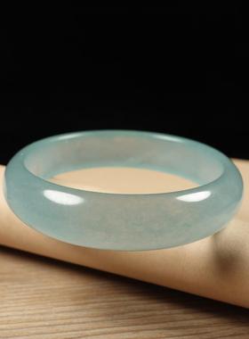 冰手镯海蓝宝玉镯蓝油绿石英岩玉