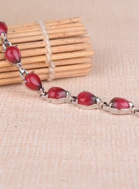 红绿宝玉石手串桃花心型手链