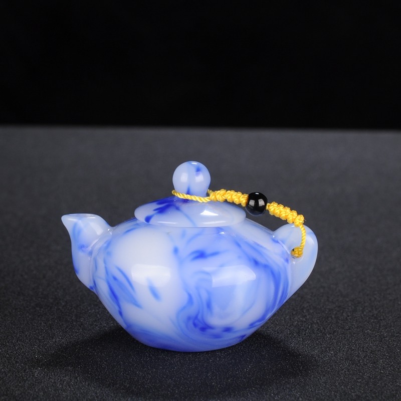 新疆和田玉壶把件青花金丝玉水壶手把件玉石玉器多彩色手玩小摆件