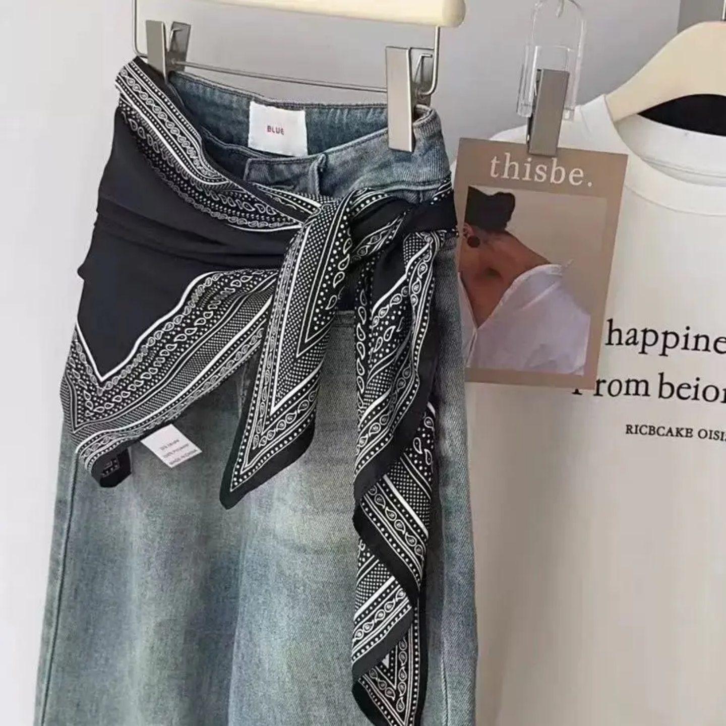 秋季2025新款复古百搭三角巾时尚洋气系腰包头帽旅行拍照外搭披肩