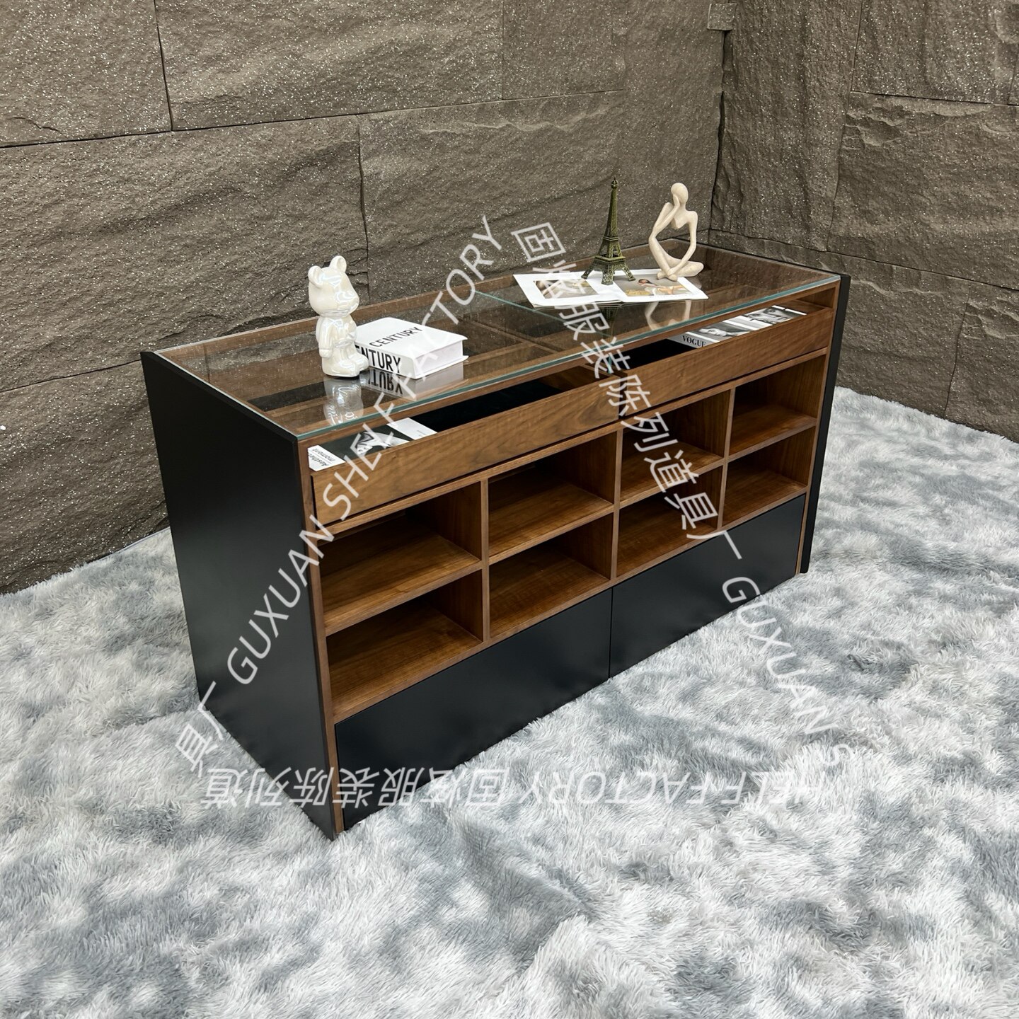 服装店展示柜木制定做胡桃色橱窗中岛台流水台玻璃陈列置物展示台