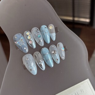 纯手工极光蓝蝴蝶高级少女心温柔重工立体浮雕粘钻辣妹杏仁穿戴甲