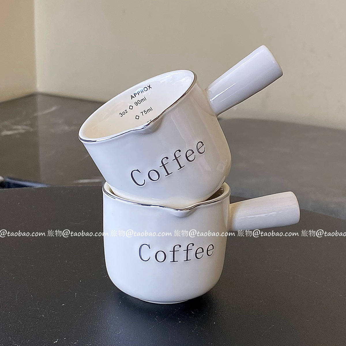 小奶盅浓缩咖啡萃取迷你牛奶壶陶瓷带嘴刻度奶罐酱汁杯带把壶迷你